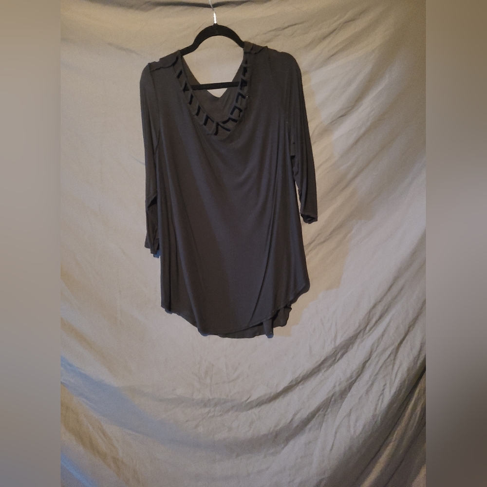 3/4 sleeve maurices shirt